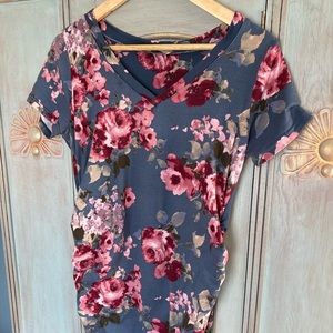 Floral maternity t shirt